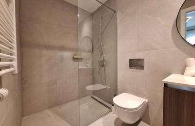 Alquiler de un amplio apartamento de 3 habitaciones, 71 m², distrito Belgrade Waterfront, Belgrado, Serbia